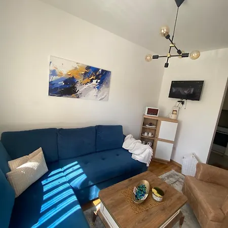 Ena Appartement Pale